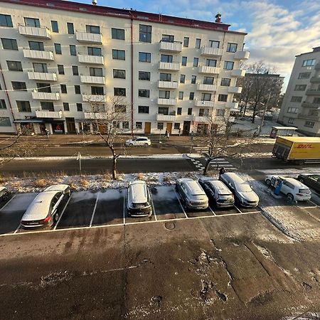 Modern Central Gothenburg Apartment With Balconies And Full Kitchen For Up To 5 Guests Εξωτερικό φωτογραφία